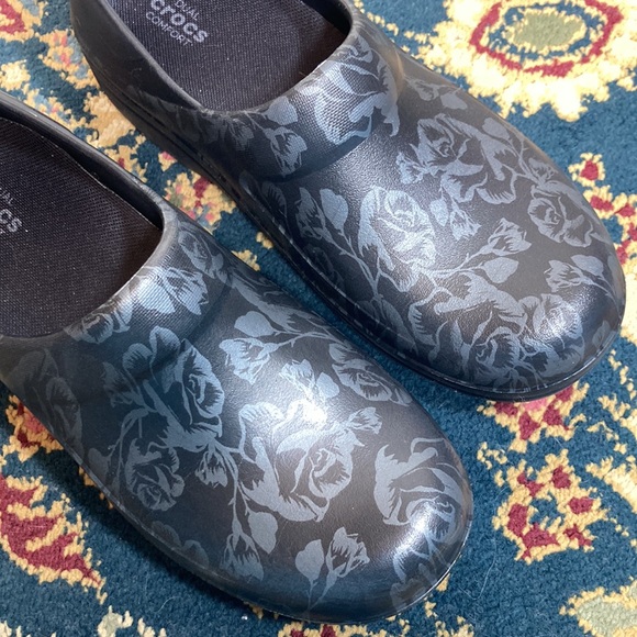 🍄 Crocs Neria Pro ll Graphic Clogs - Picture 3 of 10